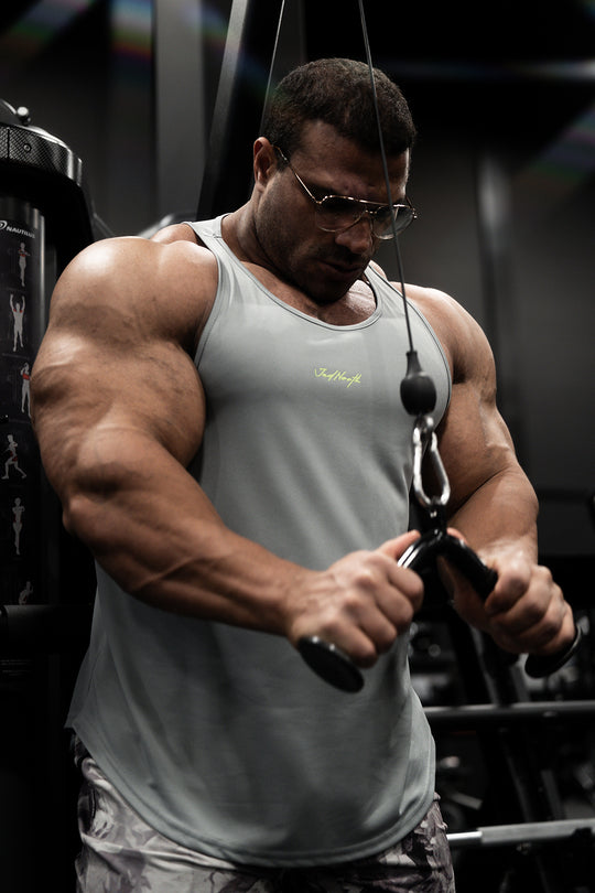 Fast-Dry Bodybuilding Workout Stringer - Light Gray w/ Neon Logo